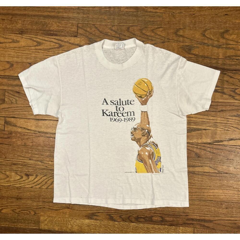 1988 NBA Lakers Kareem Abdul Jabbar Tribute Graphic T-Shirt